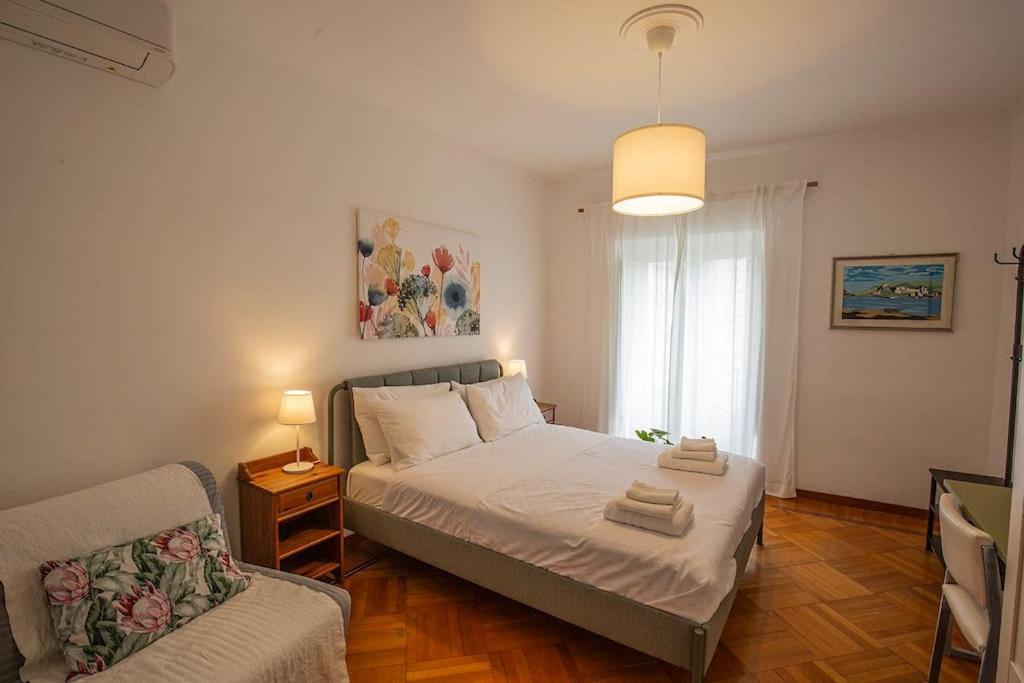 Dimora Al Colosseo, 2 Bedrooms Рим Экстерьер фото
